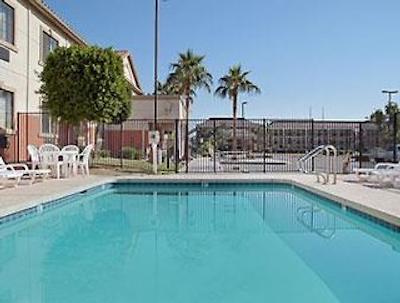 بمنت بای ویندهام فنیکس ای-10 نیر 51است او