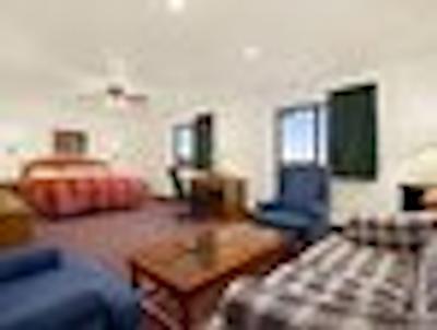 سوپر 8 متل-ماریتا