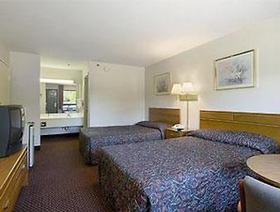 سوپر 8 متل-ماریتا/وست/اتلانتا اریا