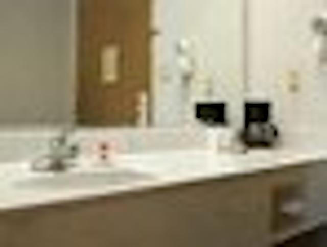 سوپر 8 متل-مریستون/اسود