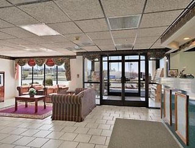 سوپر 8 متل-مریستون/اسود