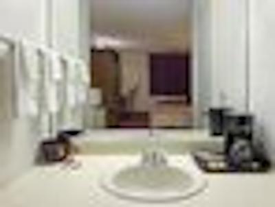 ناواسُتا این