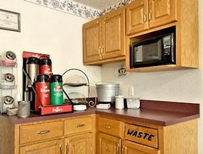 سوپر 8 متل-هامپتون