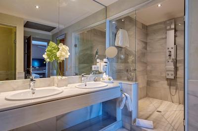 بارسل منتکاستیلو گولف