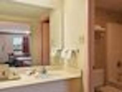 سوپر 8 متل-ریچلاند/جاکسُن اریا