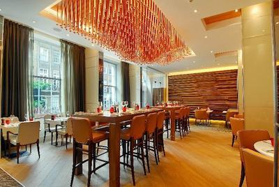 د منتکالم لندن ماربل ارچ