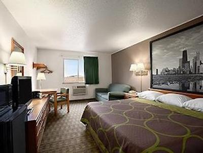 سوپر 8 متل-پرو