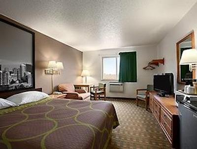 سوپر 8 متل-پرو