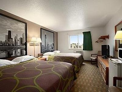 سوپر 8 متل-پرو