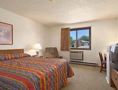 سوپر 8 متل-هارتفرد