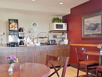 سوپر 8 بای ویندهام هاستینگز