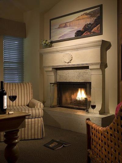 د بیچ هوس هالف مون ب