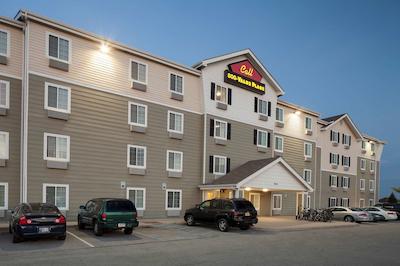 والو پلاس ایندیاناپلیز لاورنس