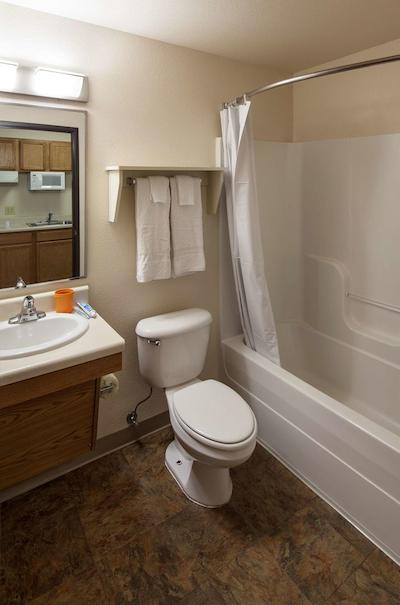 والو پلاس ایندیاناپلیز لاورنس