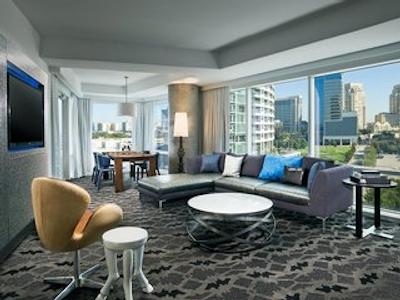 و دالاز ویکتری