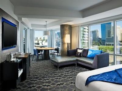 و دالاز ویکتری