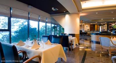 مونتین ریورساید هتل