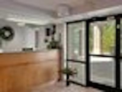 سوپر 8-دیبرویل بیلاکسی اریا