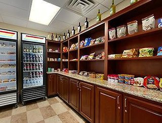 وینگات بای ویندهام چارلت آیرپرت اسود/ ای-77 تیولا