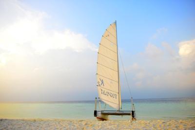 بیادهو آیلند