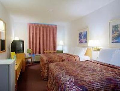 سوپر 8 متل-واوساو