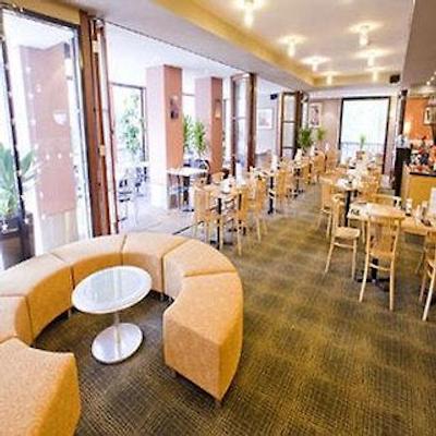 مونتز ب واترز اپارتمنت