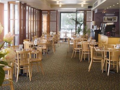 مونتز ب واترز اپارتمنت