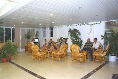 کلئوپاترا موز هتل