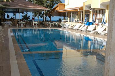 کلئوپاترا موز هتل