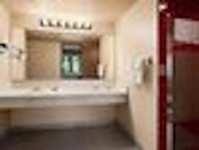 سوپر 8 متل-استورجیز