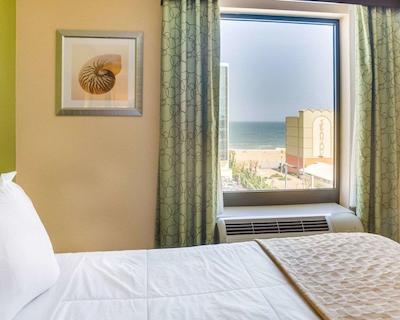 کلارین این اند سویتز