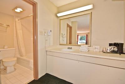 کونتری هیرد این اند سویتز-ماریتا