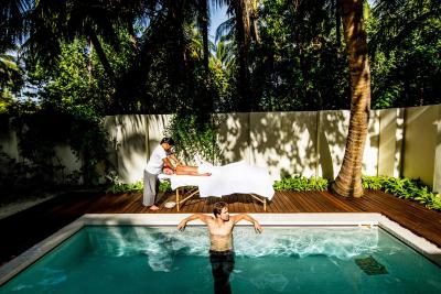 هالیدی این ریزورت کاندوما مالدیو