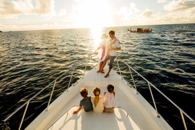 هالیدی این ریزورت کاندوما مالدیو