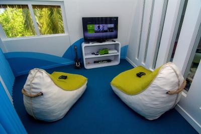 هالیدی این ریزورت کاندوما مالدیو