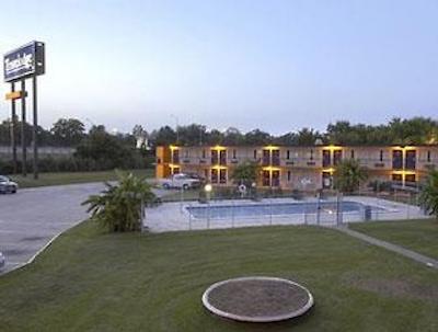 تراولج شروپرت لا