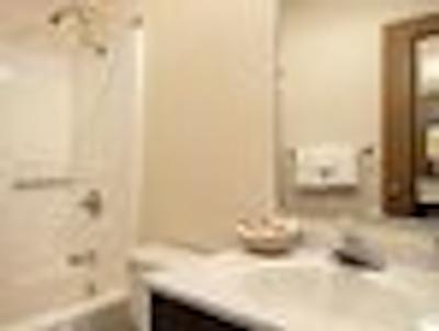 سوپر 8 پپلار بلوف میسوری