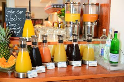 تیپتپ هتل نیشنال