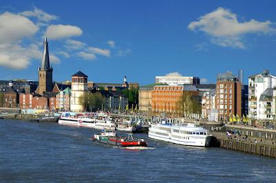 تیپتپ هتل نیشنال