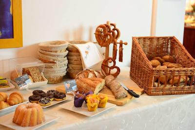 تیپتپ هتل نیشنال