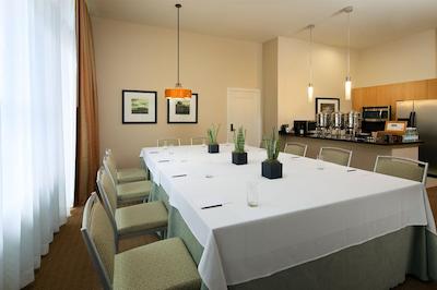 د وستین وراسا ناپا