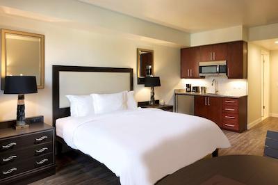 لاز پالمراز بای هیلتون گراند واکیشنز