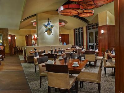 لاز پالمراز بای هیلتون گراند واکیشنز