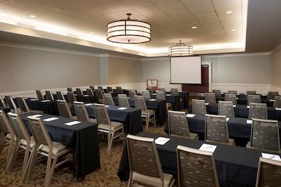 لاز پالمراز بای هیلتون گراند واکیشنز