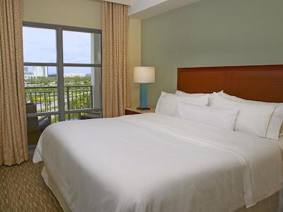 لاز پالمراز بای هیلتون گراند واکیشنز