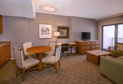 لاز پالمراز بای هیلتون گراند واکیشنز