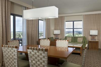 لاز پالمراز بای هیلتون گراند واکیشنز