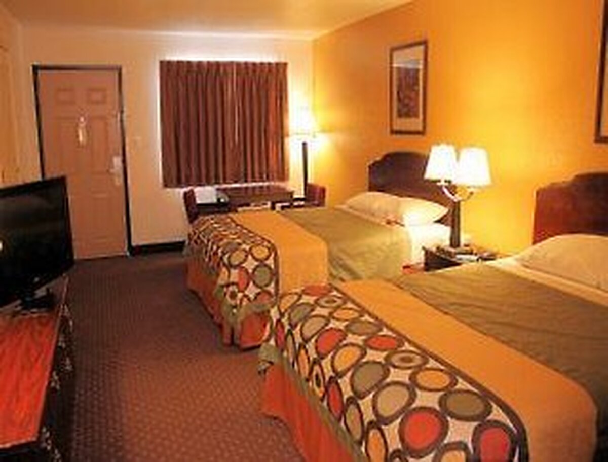 Super 8 New Braunfels