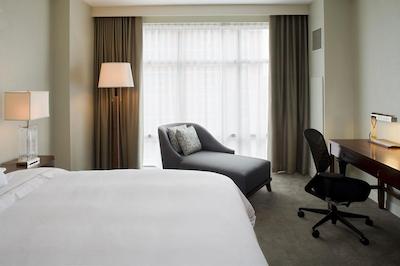 د وستین رستون هایتز