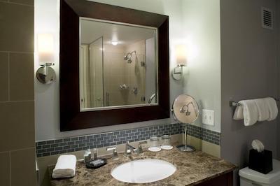 د وستین رستون هایتز